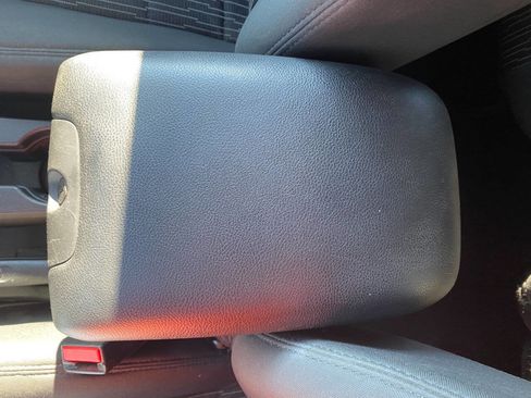 Used 2012 Jeep Wrangler Unlimited Sahara w/ Connectivity Group image 17