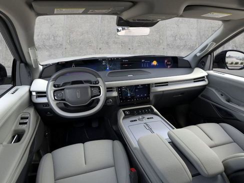 New 2026 Lincoln Navigator L Reserve w/ Jet Appearance Package AWD/4WD image 9