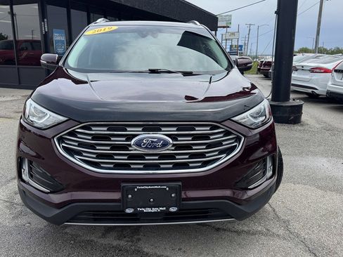Used 2019 Ford Edge Titanium w/ Cold Weather Package AWD/4WD image 3