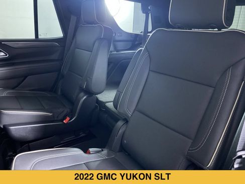Certified 2022 GMC Yukon SLT w/ SLT Premium Package AWD/4WD image 14