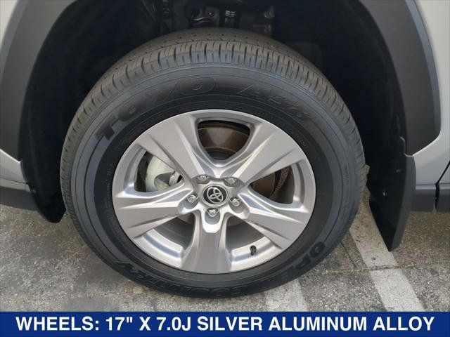 Used 2025 Toyota RAV4 XLE w/ Weather Package AWD/4WD image 9