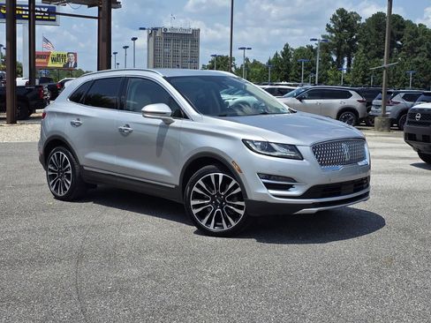 Used 2019 Lincoln MKC Reserve AWD/4WD image 2