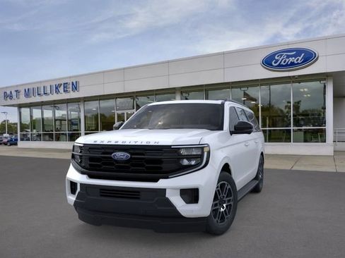 New 2026 Ford Expedition Max Active AWD/4WD image 2