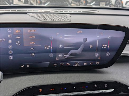 New 2026 Buick Enclave Preferred image 27