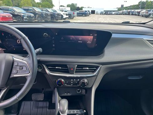 Used 2024 Buick Encore GX Preferred w/ Comfort Package AWD/4WD image 23