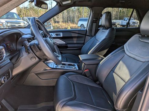 Certified 2024 Ford Explorer ST w/ Equipment Group 401A image 23