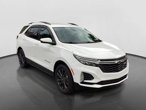 Used 2022 Chevrolet Equinox RS w/ Infotainment Package AWD/4WD image 3