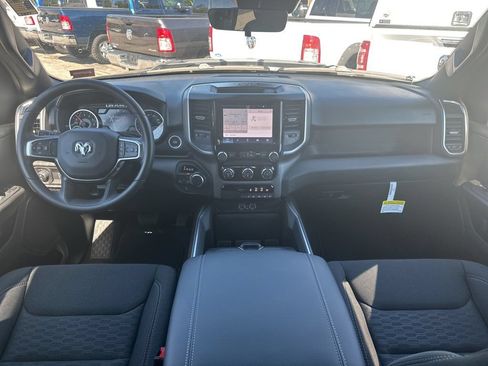 New 2026 RAM 1500 Express AWD/4WD image 13