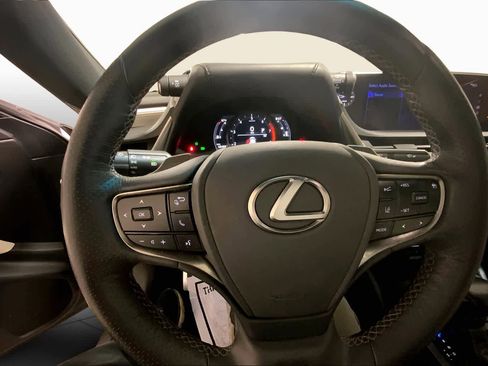 Used 2021 Lexus ES 350 F Sport w/ Special Edition FWD image 5