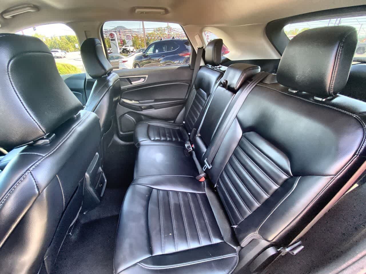 Used 2024 Ford Edge SEL AWD/4WD image 21