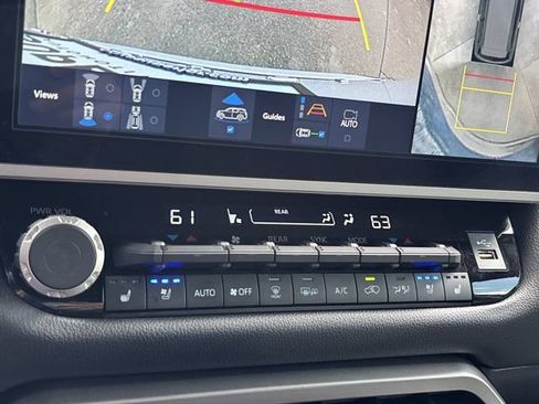 Used 2026 Toyota Sequoia Limited AWD/4WD image 37