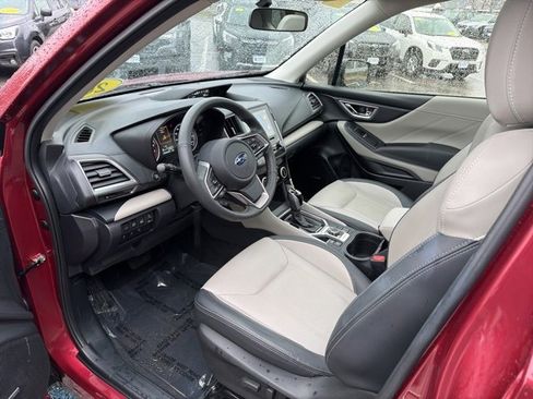 Used 2023 Subaru Forester Limited image 38