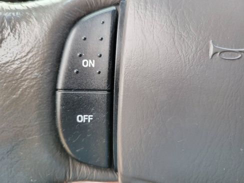 Used 1999 Ford F150 Lariat AWD/4WD image 18