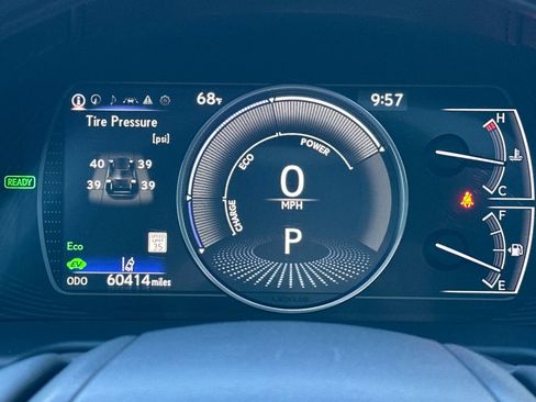 Used 2019 Lexus ES 300h w/ Luxury Package image 24