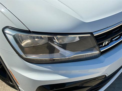 Used 2019 Volkswagen Tiguan SEL Premium R-Line AWD/4WD image 16