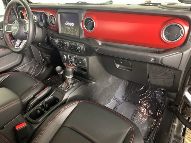 Used 2023 Jeep Gladiator Rubicon w/ Cold Weather Group AWD/4WD image 6