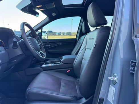 Used 2025 Honda Ridgeline Black Edition image 19