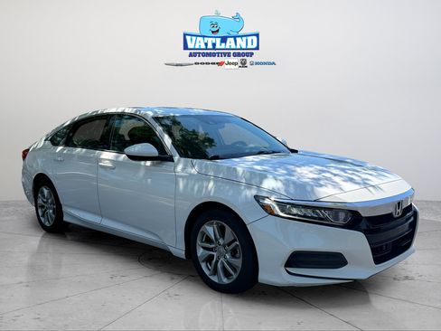 Used 2019 Honda Accord LX image 32