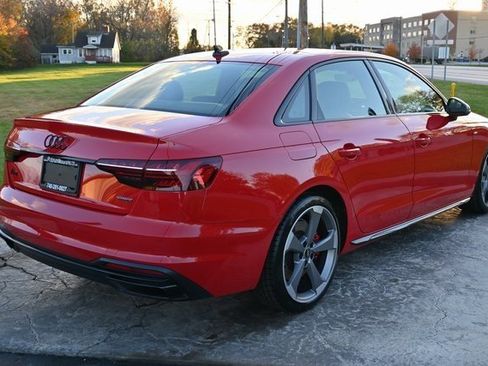 Used 2022 Audi A4 2.0T Premium Plus image 5