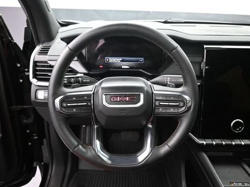 Used 2024 GMC Acadia AT4 w/ Luxury Package AWD/4WD image 29