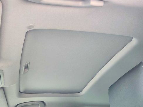 Certified 2021 Honda Accord Touring image 24