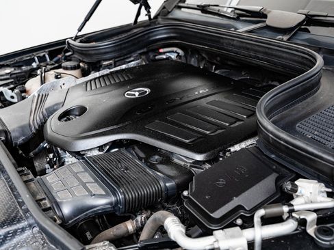 Used 2020 Mercedes-Benz GLS 450 4MATIC image 52