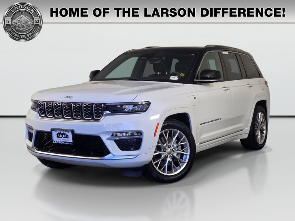 Used 2022 Jeep Grand Cherokee Summit w/ Luxury Tech Group V AWD/4WD image 1