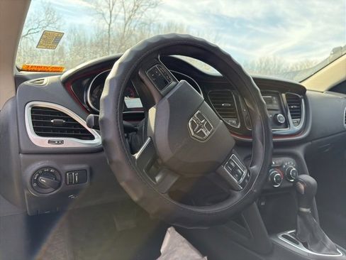 Used 2015 Dodge Dart SXT image 10