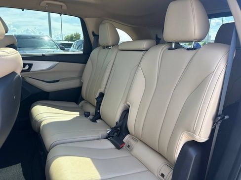 Used 2024 Acura MDX w/ Technology Package FWD image 24