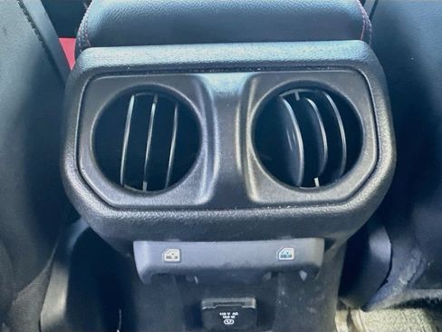 Certified 2023 Jeep Wrangler Unlimited Rubicon 4xe AWD/4WD image 28