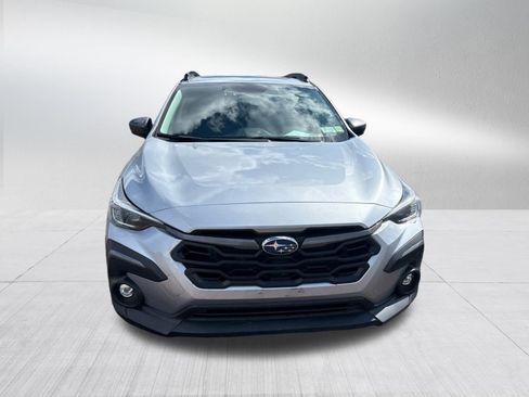 Used 2024 Subaru Crosstrek 2.5i Limited AWD/4WD image 8