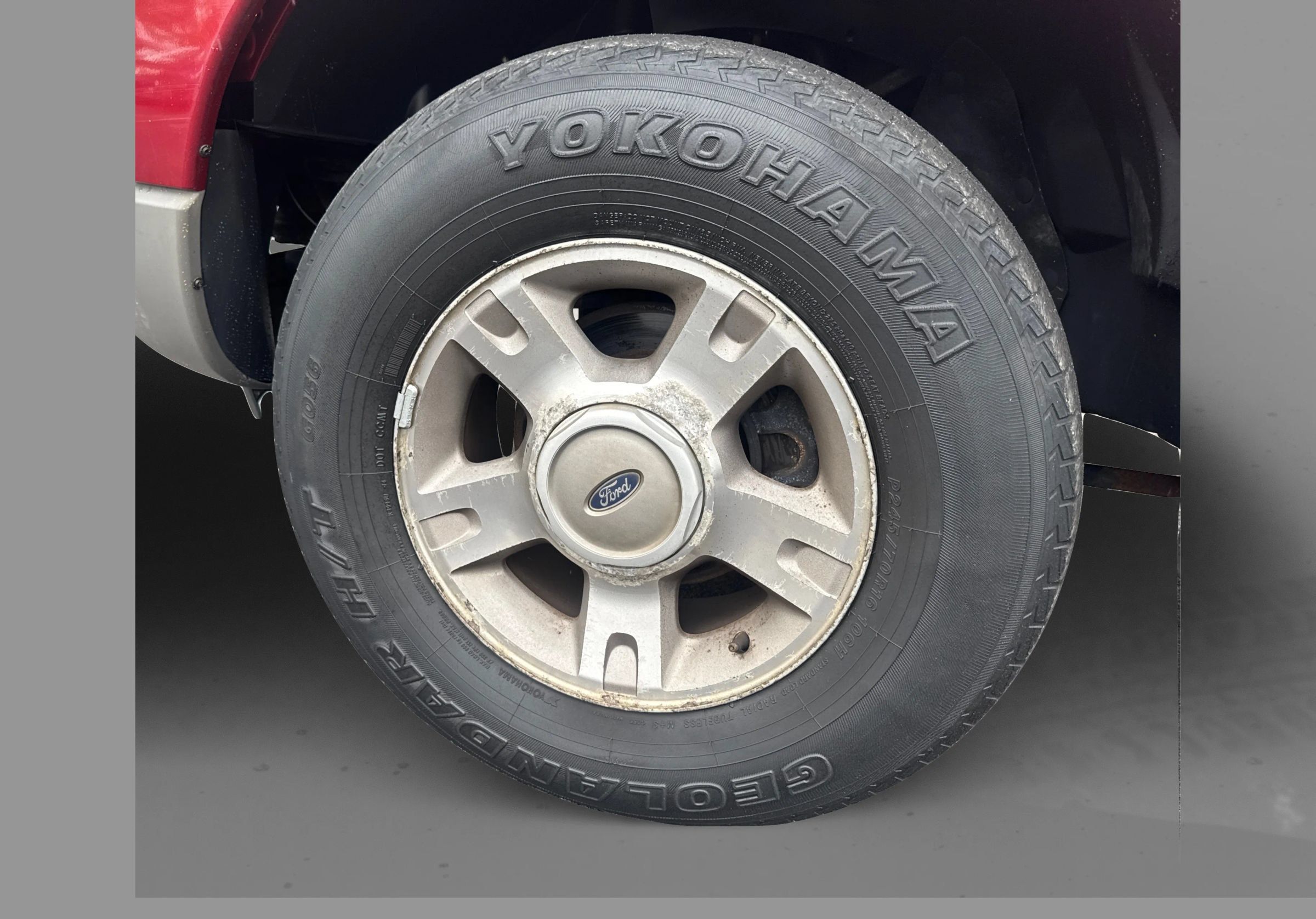 Used 2003 Ford Explorer Sport Trac XLT AWD/4WD image 25