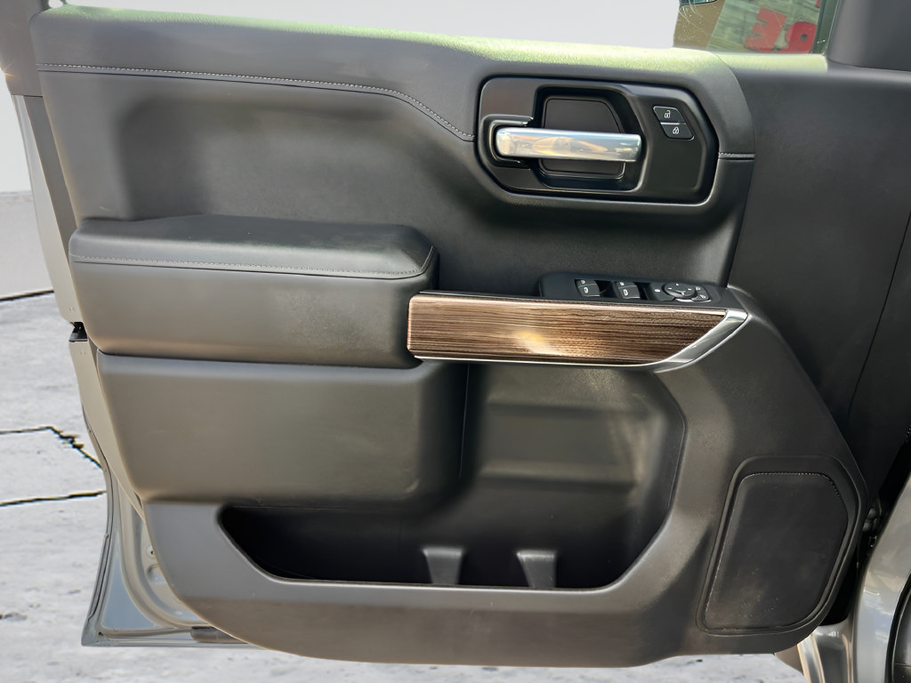 Used 2021 Chevrolet Silverado 1500 RST AWD/4WD image 43