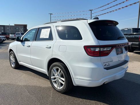 Used 2024 Dodge Durango GT image 3