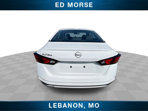 Used 2025 Nissan Altima 2.5 SV FWD image 7