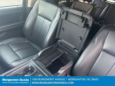 Used 2024 Ford Expedition XLT RWD image 26