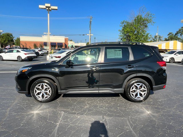Used 2023 Subaru Forester Premium AWD/4WD image 4