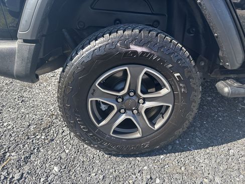 Used 2021 Jeep Wrangler Unlimited Sport image 7