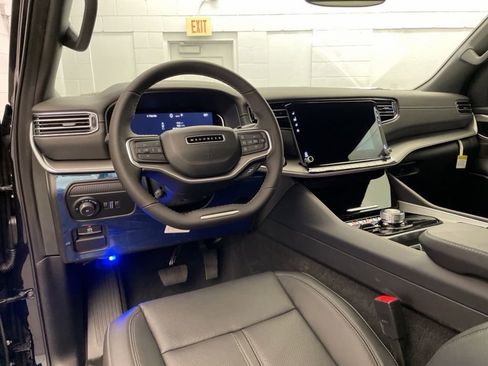 New 2025 Jeep Wagoneer Series II image 12