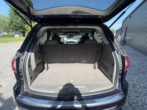 Used 2015 GMC Acadia SLT FWD image 19