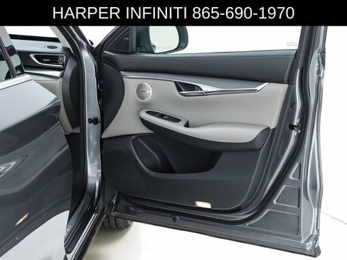 Used 2023 INFINITI QX50 Luxe AWD/4WD image 32