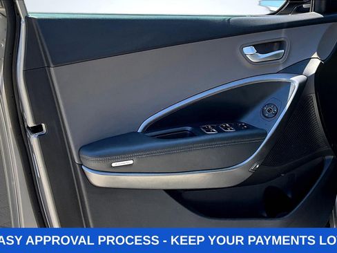 Used 2019 Hyundai Santa Fe XL SE FWD image 26