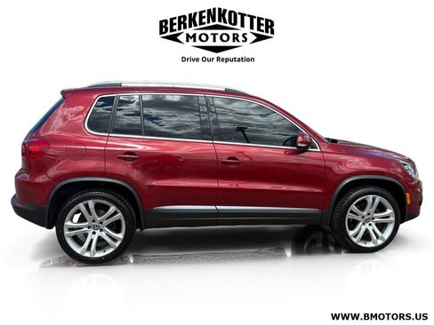 Used 2012 Volkswagen Tiguan SEL AWD/4WD image 2