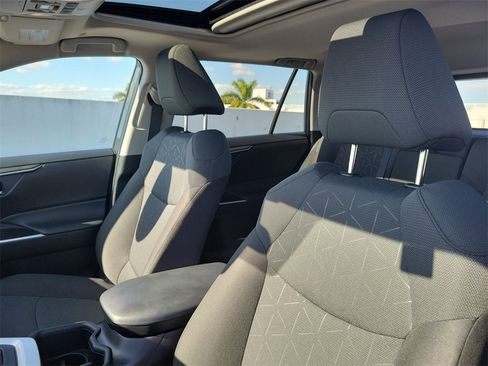 Used 2024 Toyota RAV4 XLE w/ Convenience Package image 20