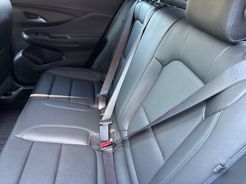 Used 2024 Buick Envista Sport Touring w/ Convenience I Package FWD image 32