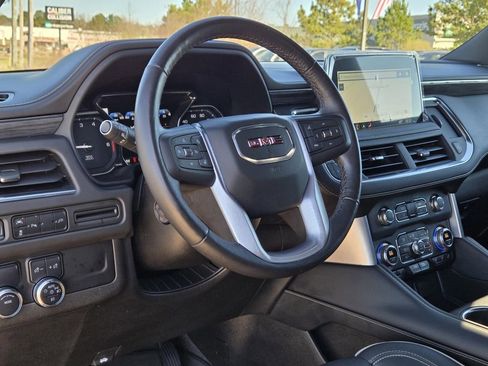 Used 2021 GMC Yukon SLT w/ SLT Premium Package image 23