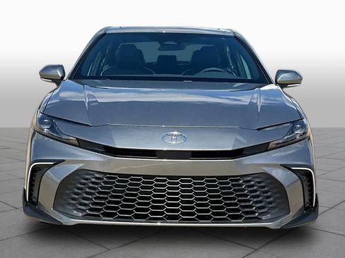 New 2026 Toyota Camry SE w/ Convenience Package FWD image 3