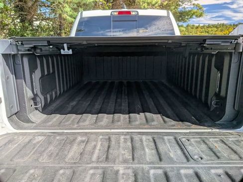 Certified 2025 RAM 1500 Limited image 22