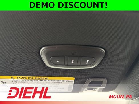 New 2025 Jeep Grand Cherokee Limited w/ Luxury Tech Group II image 34