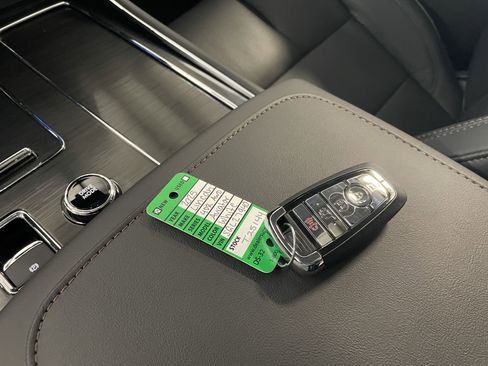 New 2025 Lincoln Aviator Reserve w/ Equipment Group 201A image 14